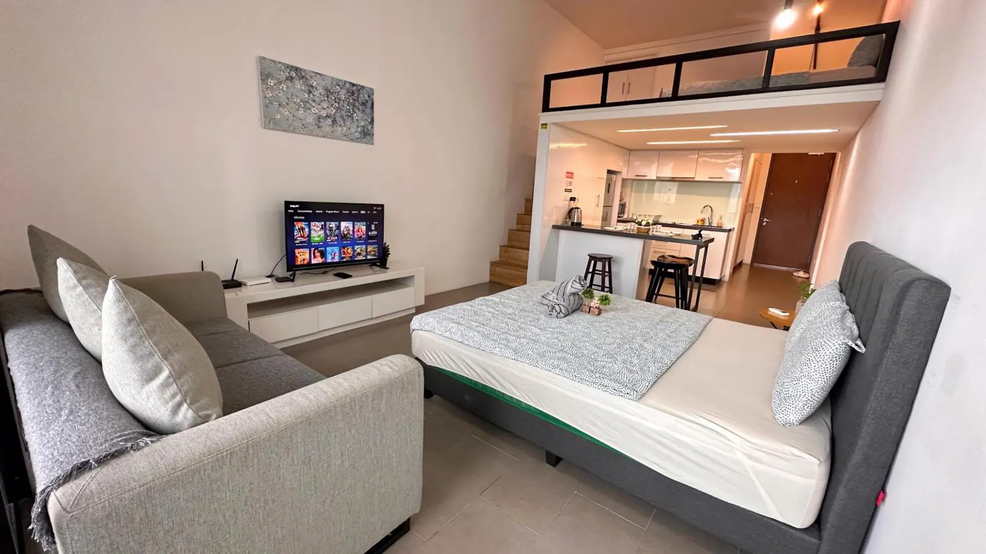 Kl Sentral Loft, Est Bangsar #6, Lrt contacts